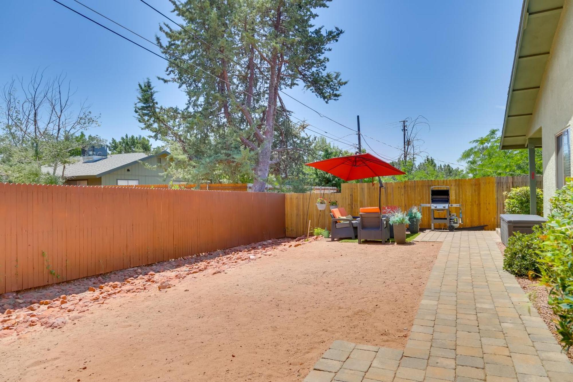 Red Rock Retreat With Patio 3 Mi To Downtown Sedona Villa Luaran gambar